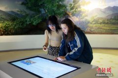 留学生探访“青田稻鱼共生系统” 近距离感受千年农耕智慧